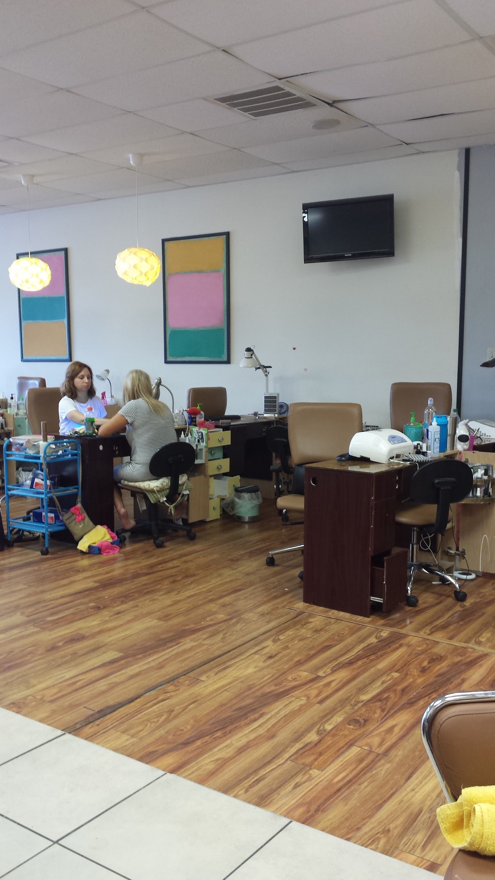 Sugarcoat Nail Salon nail photo 4
